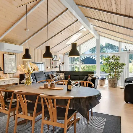 Lovely In Toftlund With Kitchen