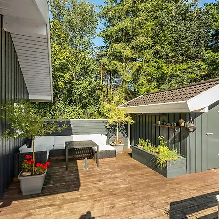 Ferienhaus With A Fireplace 01